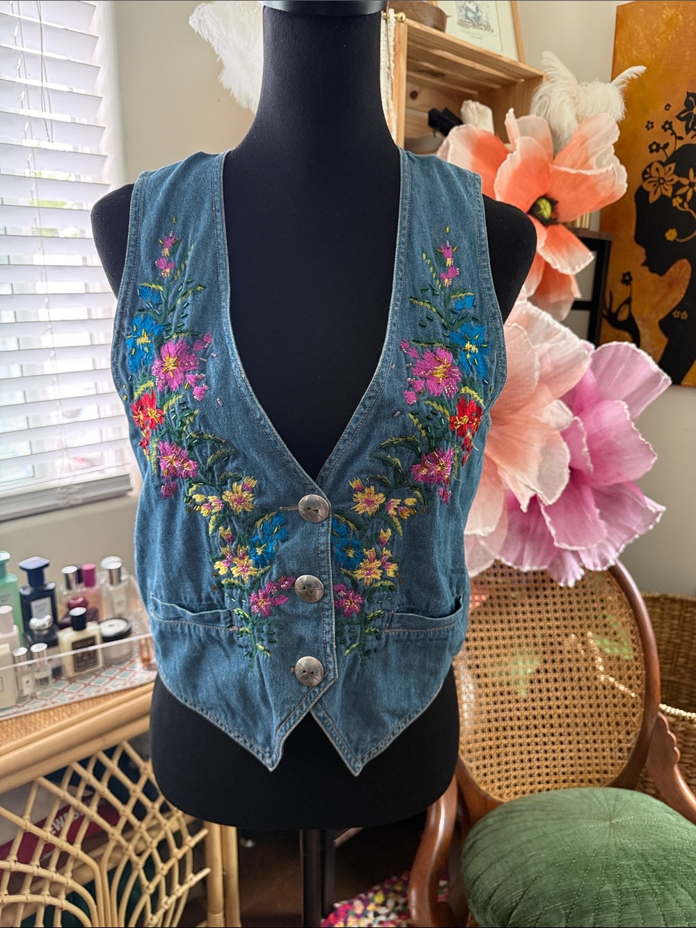 Vintage Carole Little Petites Floral Embroidered Denim Beaded Boho Cottage Vest